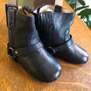 Frye infant booties